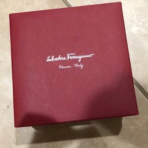 Salvatore ferragamo belt box